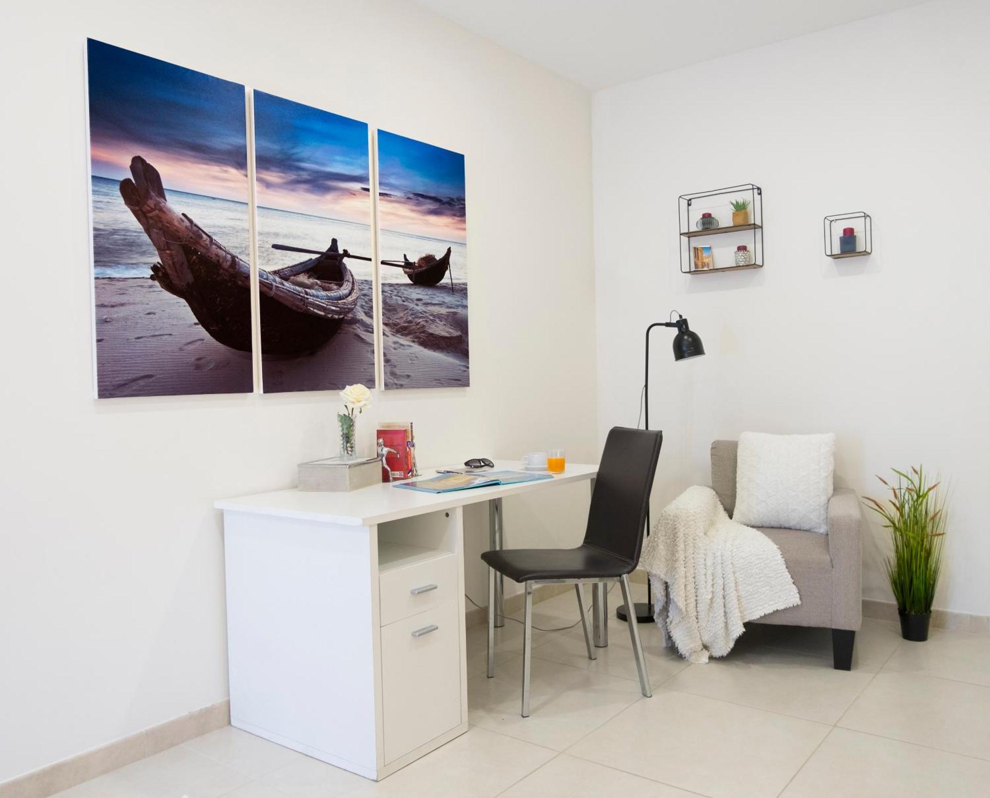 Central Rooms - Near Valletta & Sliema - Best Bus Lines Hamrun Экстерьер фото